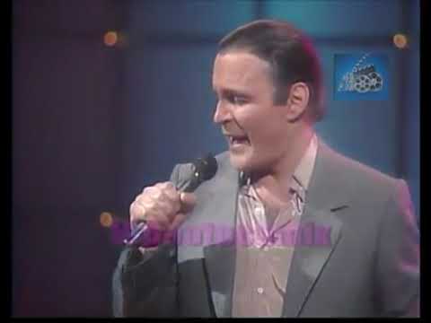 Mi Tristeza es mia y nada mas  Leonardo Favio