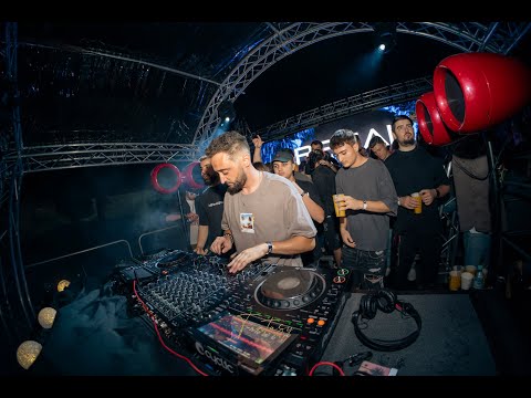 Zerb vs Connect-R - Mwaki (ReMan Mashup)