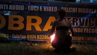 preview picture of video 'Festa delle 13 Fate 2013 (Pellezzano, SA) - Danzatrice col fuoco 2'