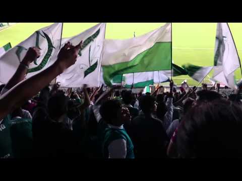 "Borracho Marihuano" Barra: Los Lokos de Arriba &bull; Club: León