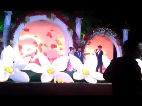 Viennay Tiwaarri MC Viennay Hosting Wedding Gig For Jain Family