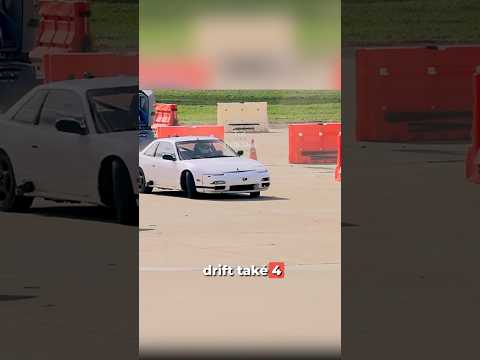 Je rychlejší projet zatáčku normálně nebo driftem? 🤔🕹️🚙