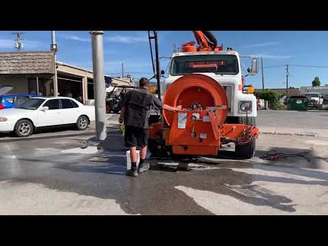 SOLD Vacuum Truck Vac-Con 2001 International Tandem Axle 370 HP Cummins On Board Scales