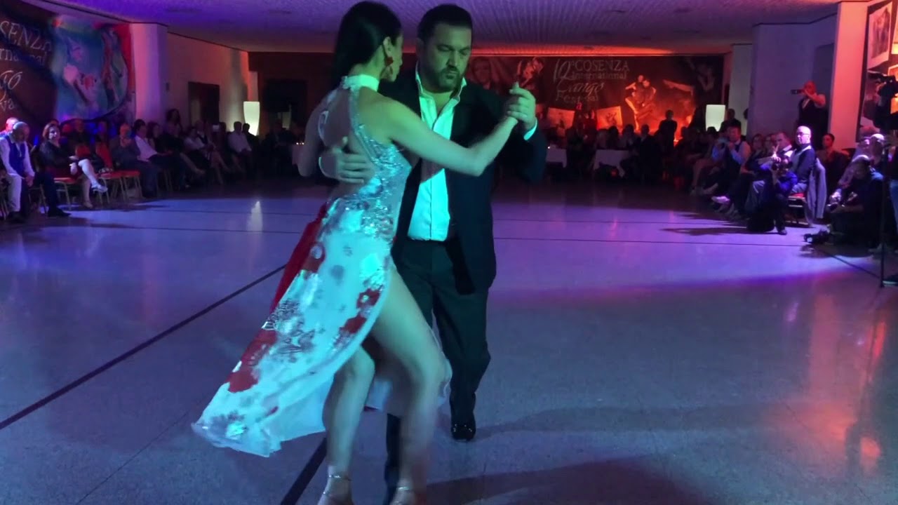 Natascia Crescenzi e Mario Sette -  Carlos Di Sarli Derrotado