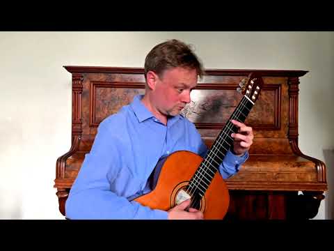 La Follia For Theorbo by Bellerofonte Castaldi performed by James Akers on Classical guitar