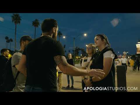 Pastor vs. Mormon Missionaries (Amazing Conversation)