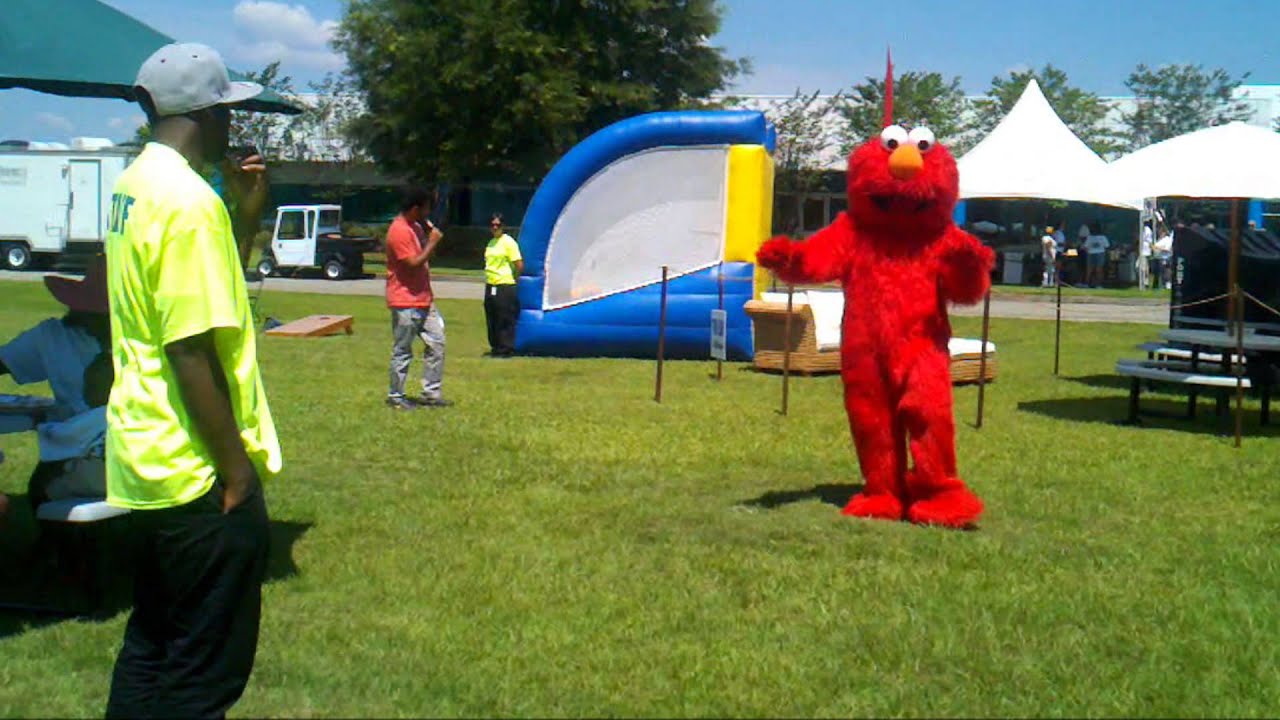 Promotional video thumbnail 1 for Professional Mascot Service
