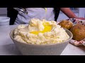 Roasted Garlic Mashed Potatoes - Perfect for Thanksgiving!