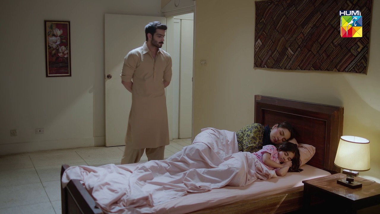 Sonay Ki Acting Na Karo Mujhe Pata Hai Tum Jaag Rahi Ho...! #deewar #sunitamarshal