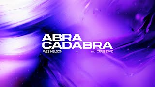 Kadr z teledysku Abracadabra tekst piosenki Wes Nelson & Craig David