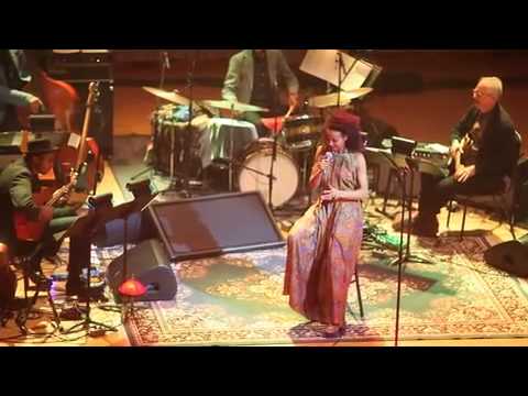 Both Sides Now - Esperanza Spalding &  Herbie Hancock