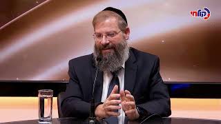 מיוחד: למה הרב אריה מונק פרץ בבכי ב'שיחה אישית'?