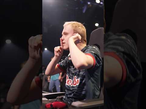 Vejrgang hits the SUI in REVENGE! 👀 #eChampionsLeague #Shorts #FCPro