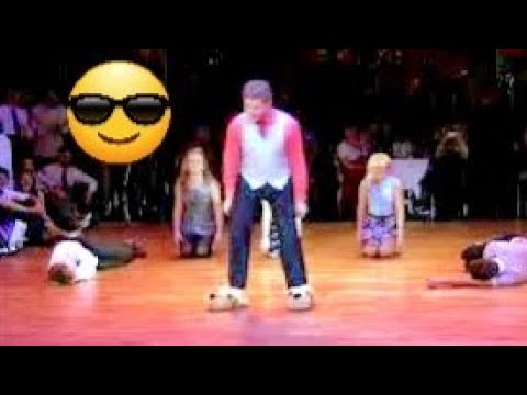 АЧМАРИТЕЛЬНАЯ  ЗАЖИГАЛКА 📻🎸👒 BAND ODESSA