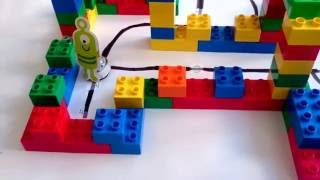 Ozobot Maze with Duplo & Ozoeasy Stickers