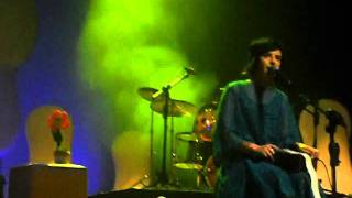 Love Me Tender - Pato Fu