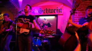 Alligators - 07 - Who Slapped John? (Gene Vincent) - (Москва,Schwein,12.4.2014)