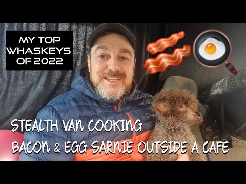 STEALTH VAN COOKING bacon & eggs outside a cafe / My top whaskeys of 2022 / Seaham, County Durham