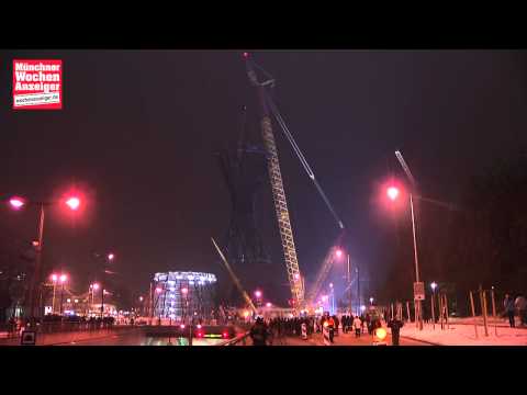 Vollendung "Mae West" am Effnerplatz in München.
