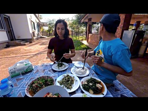 Lao farmer came back visiting Vientiane / cooking Breakfast at farmhouse 