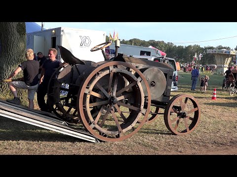 Eintreffen der Bulldogs am Freitagabend- Historisch Festival in Panningen 29.07.2022 Niederlande