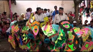 Download lagu kesenian kuda kencak rukun karya muda KUDA KEMBAR RKM mp3