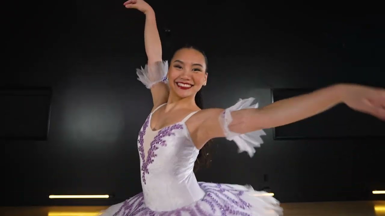 Promotional video thumbnail 3 for Heelarinas