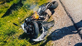 ABSOLUTELY INSANE MOTORCYCLE CRASHES & BIKER MOMENTS