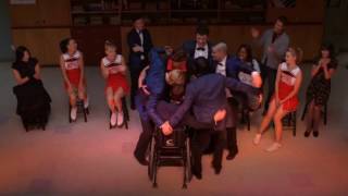 GLEE - Stop! In The Name Of Love/Free Your Mind (Full Performance) [Never Been Kissed 2X06]