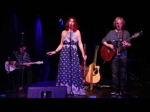 Amanda Abizaid - "Release Me" LIVE performance video