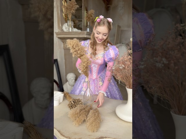 Vídeo relacionado con HEYOUTH Disfraz Rapunzel Niña, Vestido Princesa de Soplo Tul Brillante Con 7 Accesorios, para Cosplay, Cumpleaños, Halloween, Carnaval (110 cm)
