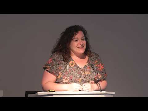 Dr Rebecca Simon speaking in the Pirate Queens lecture preview