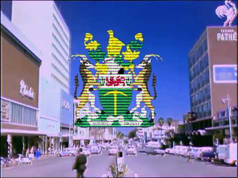 ＩＴＳ　Ａ　ＬＯＮＧ　ＷＡＹ　ＴＯ　ＭＵＫＵＭＢＵＲＡ