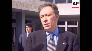 Turkey - Foreign Minister reacts to dealwith Iraq