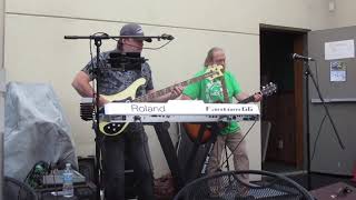 Pretty Polly, Roger McGuinn&#39;s version, performed Live by the duo of Mike Ginsberg and Jeff Hudson.