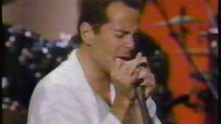 Bruno (Bruce Willis) + The Heaters