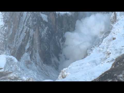 Avalanche Annapurna II Valley, Sikilis N