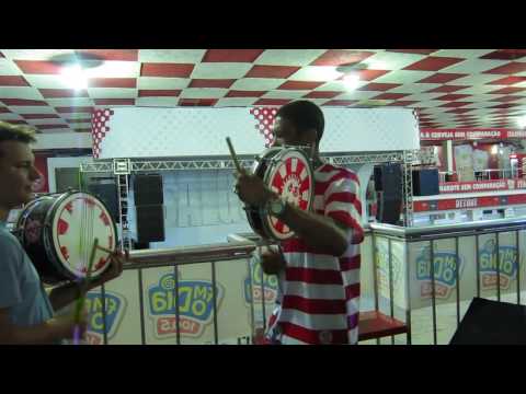 Salgueiro caixa-Mestre Marcão and Carl Dixon