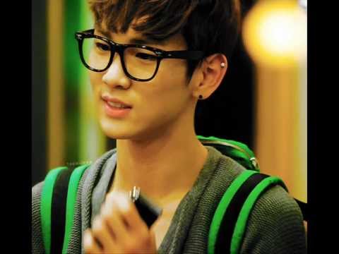 SHINee - Key