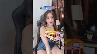 Download lagu Putri nia Bigo lingerie biru hot goyang tipis tipis part ll mp3 Download lagu Putri nia Bigo lingerie biru hot goyang tipis tipis part ll mp3