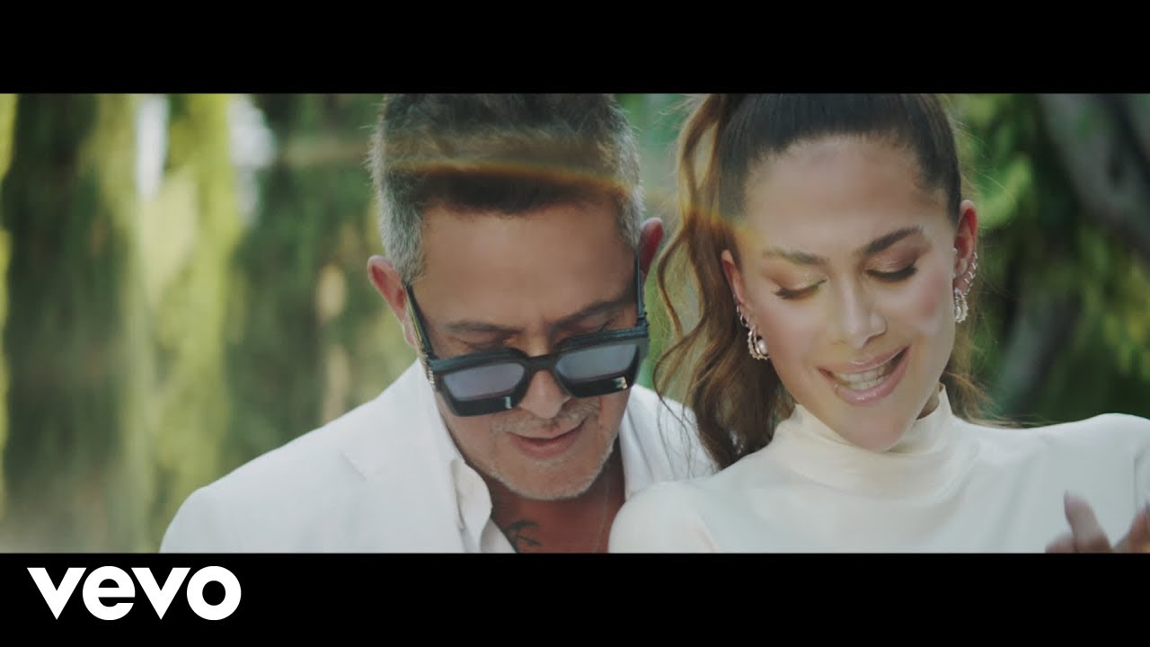 Greeicy, Alejandro Sanz — Lejos Conmigo