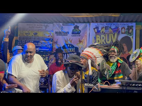 Terry Ganzie Di Real OutLaw & Little John  NiceUp Di Place Up A Rub A Dub Thursday’s Performance ‼️