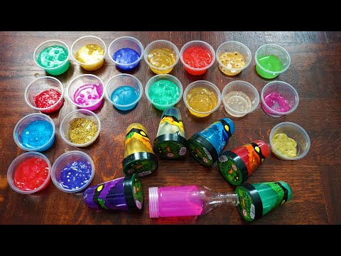 Mezcla satisfactoria de limo comprado - Mixing satisfying store bought slime into clear slime