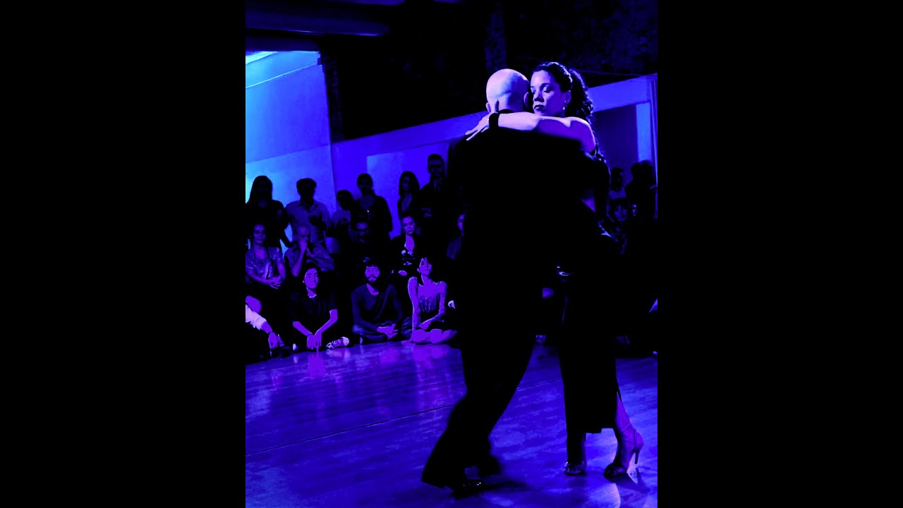 ALBERTO COLOMBO Y YAILET SUAREZ