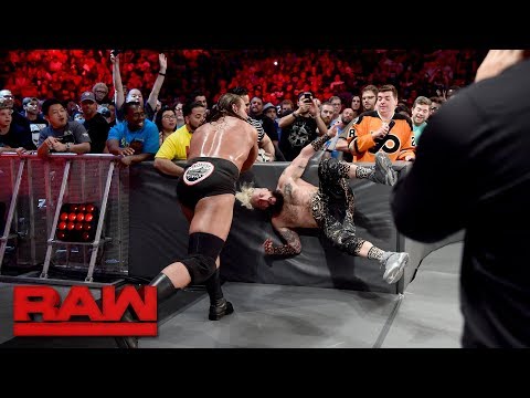 Enzo Amore vs. Big Cass - Brooklyn Street Fight: Raw, Aug. 21, 2017