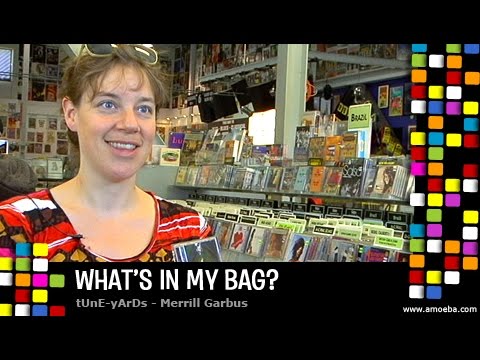 tUnE-yArDs - What's In My Bag?