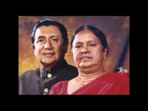 සඳපානයි ඔබේ සුදු මූණයි - Handapanayi Obe sudu Muhunai