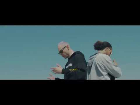 Fabri Fibra ft. Laïoung - Dipinto di Blu (Velocizzata 3X-4X-5X-10X-20X-50X-100X)