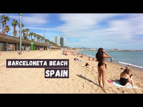 🇪🇸 Hot Day in Barcelona Beach - Spain ☀️🏖️ Amazing Barceloneta Beach Walk - 4K