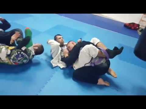 Pitbulls MMA - BJJ Class